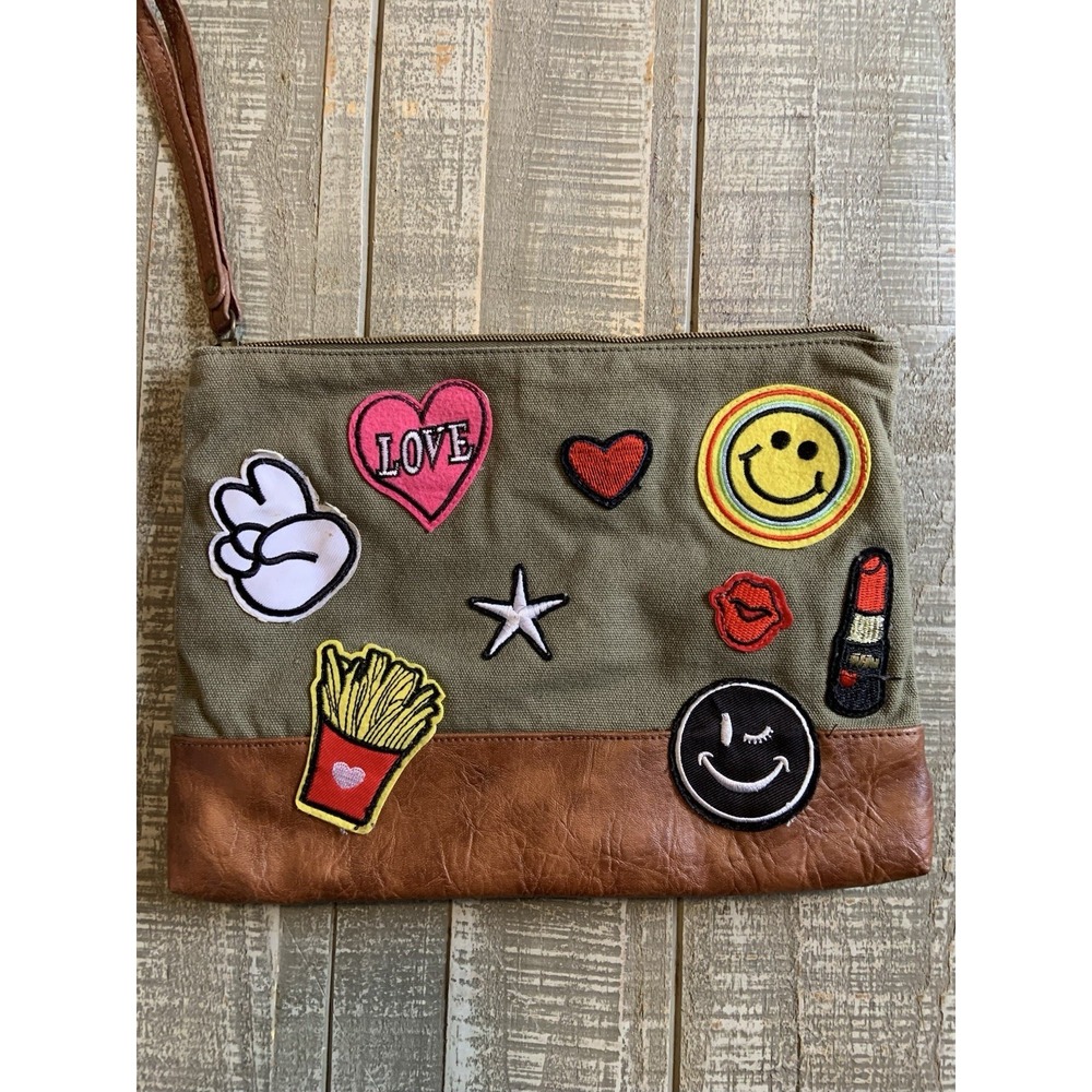 American Eagle Outfitters Canvas Patches Zipper Clutch Purse Cosmetic Makeup Bag